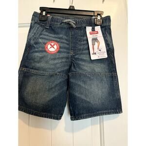 NWT Kids Wrangler Skater Relaxed Fit Size 6-7 with flexible Drawcord